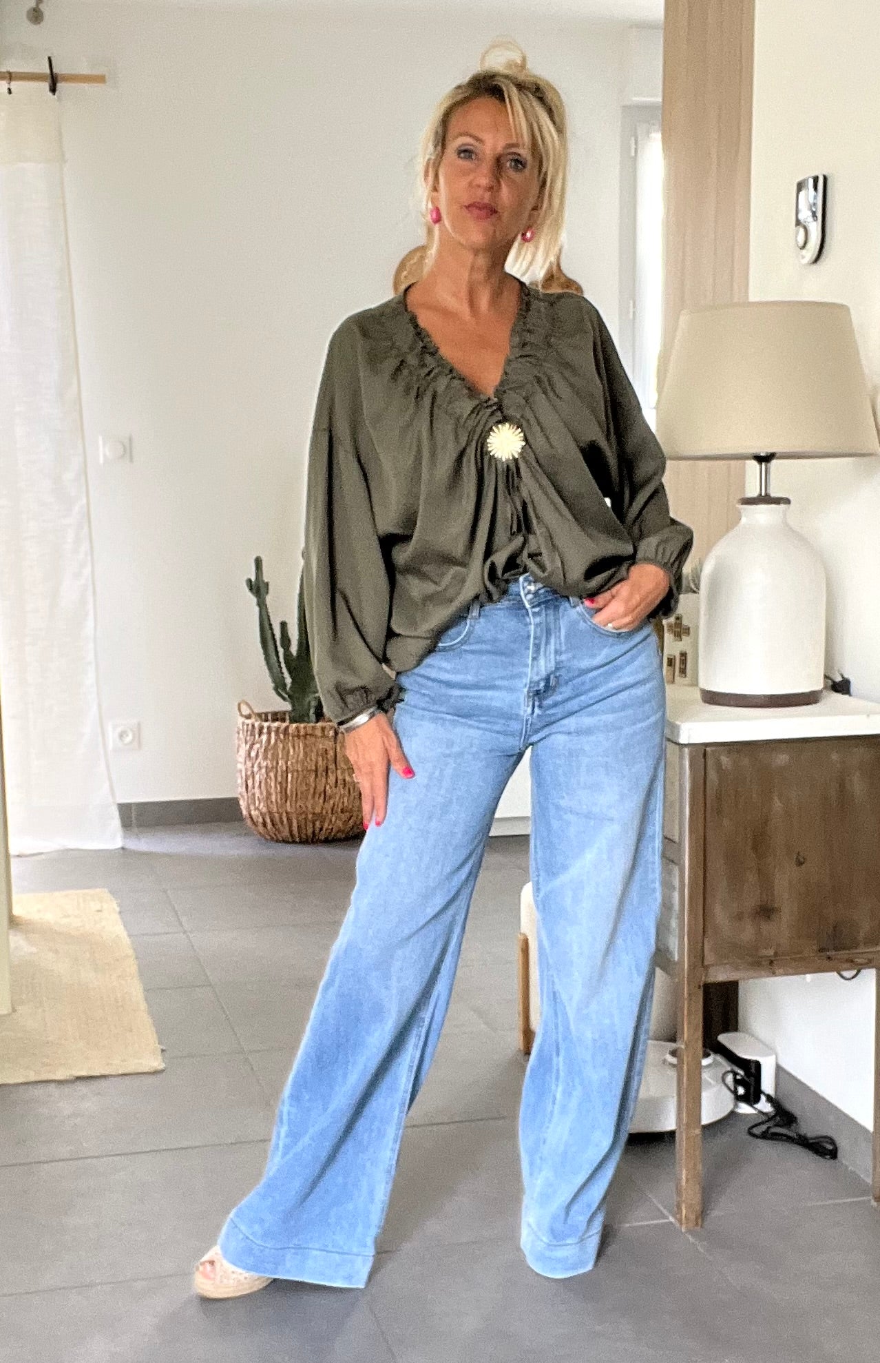 Blouse Élysia – Détail Soleil - Kaki