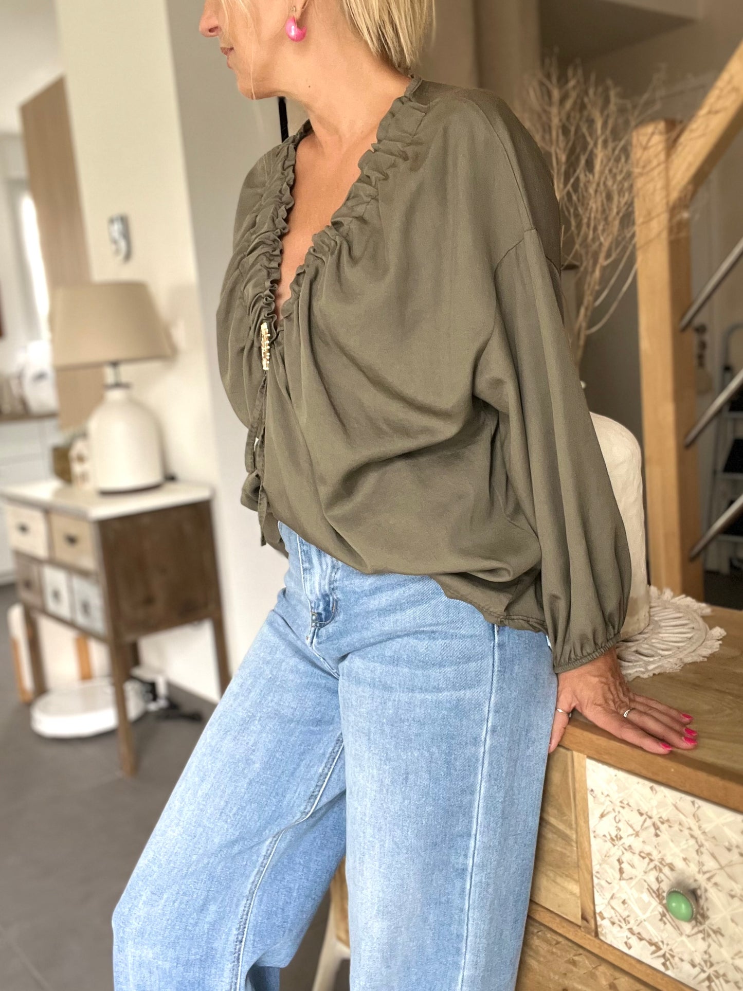 Blouse Élysia – Détail Soleil - Kaki