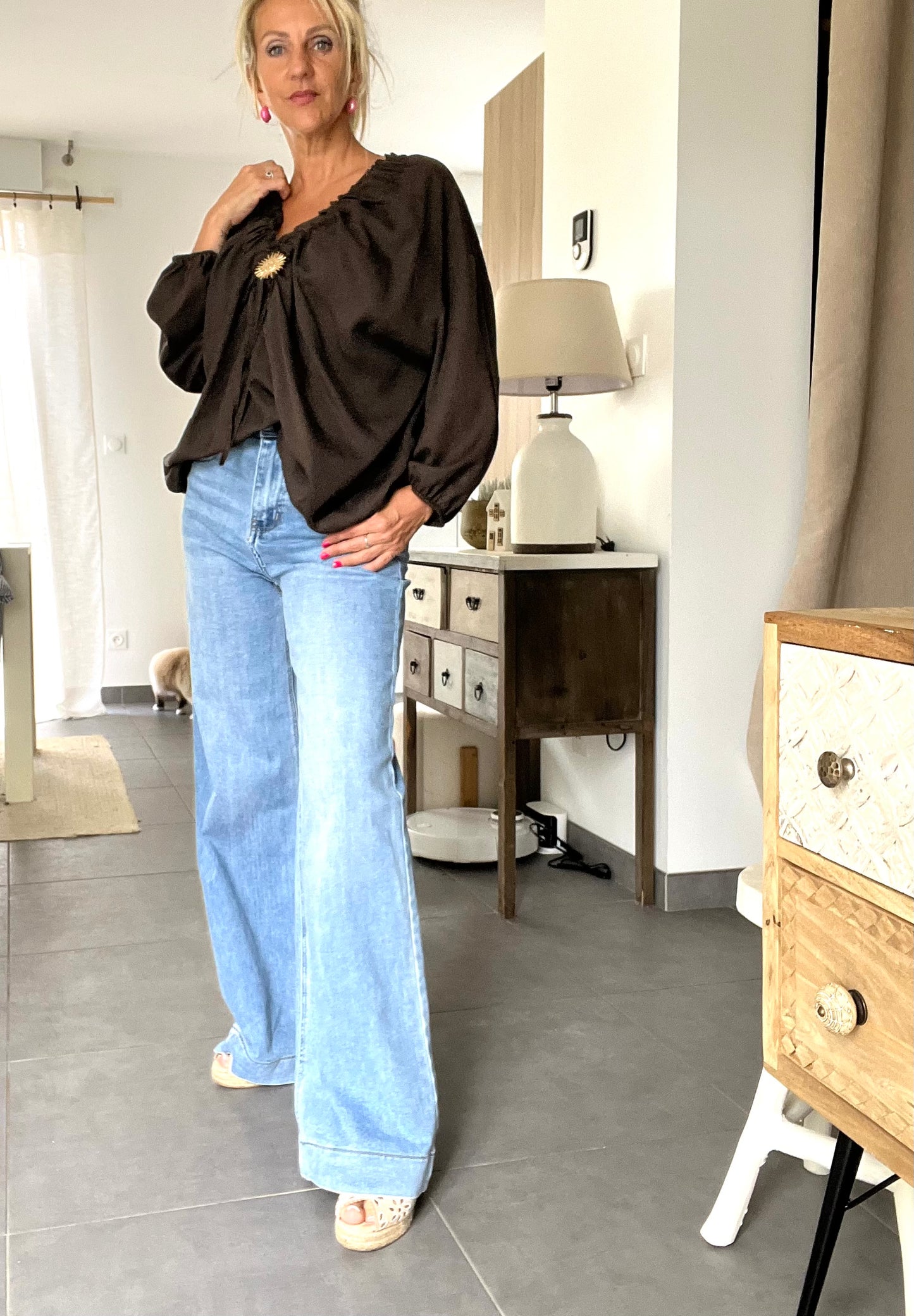 Blouse Élysia – Détail Soleil - Chocolat