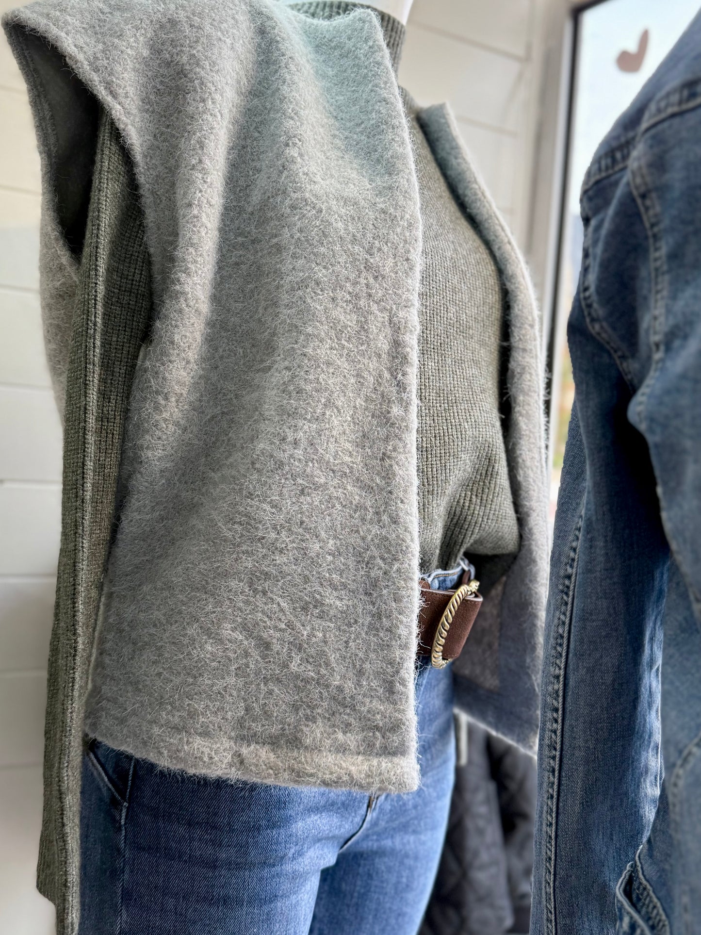 Pull Elyas- Kaki