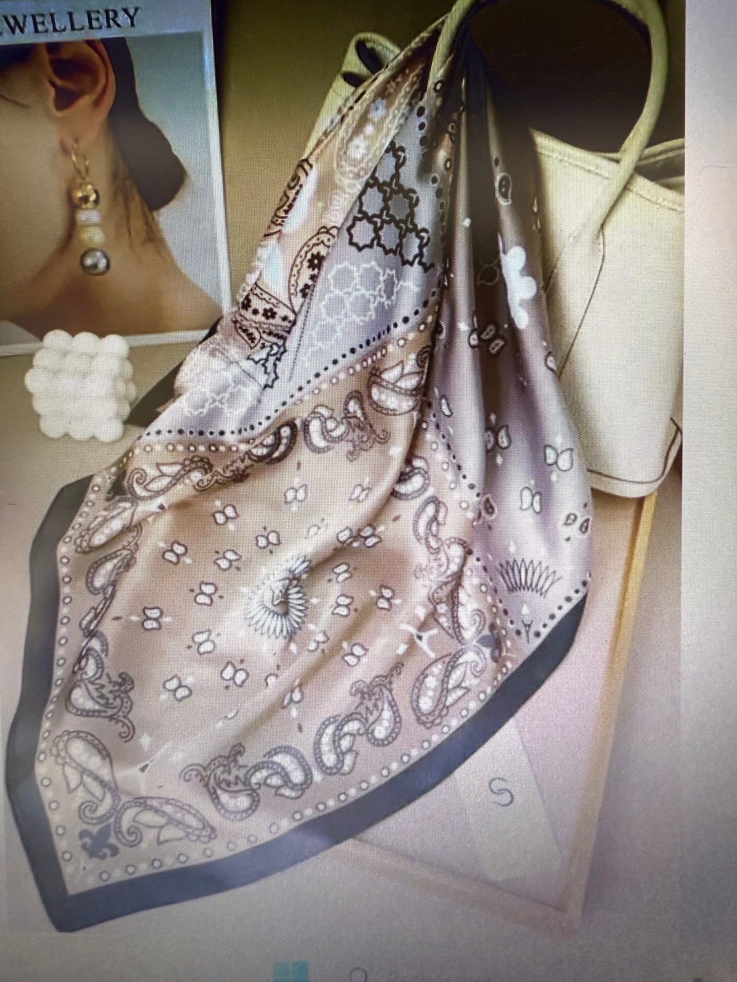 Foulard carré imprimé - Beige