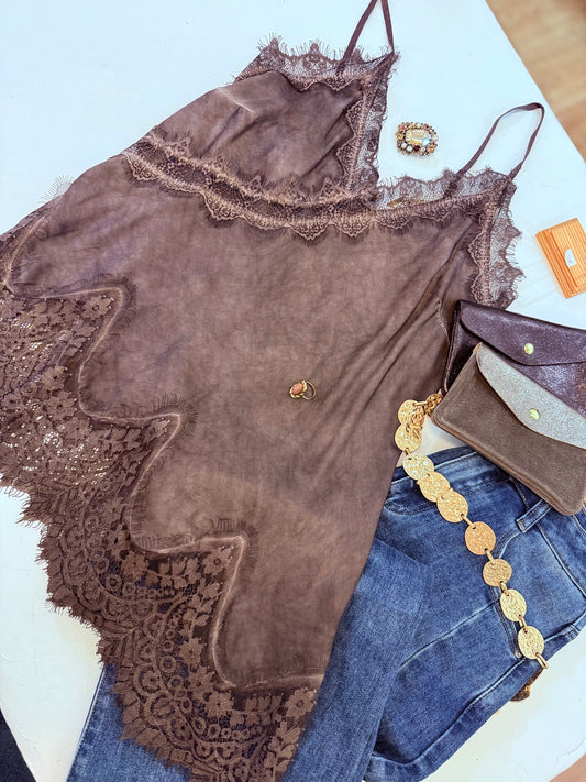 Top satiné & dentelle ́prune |
.