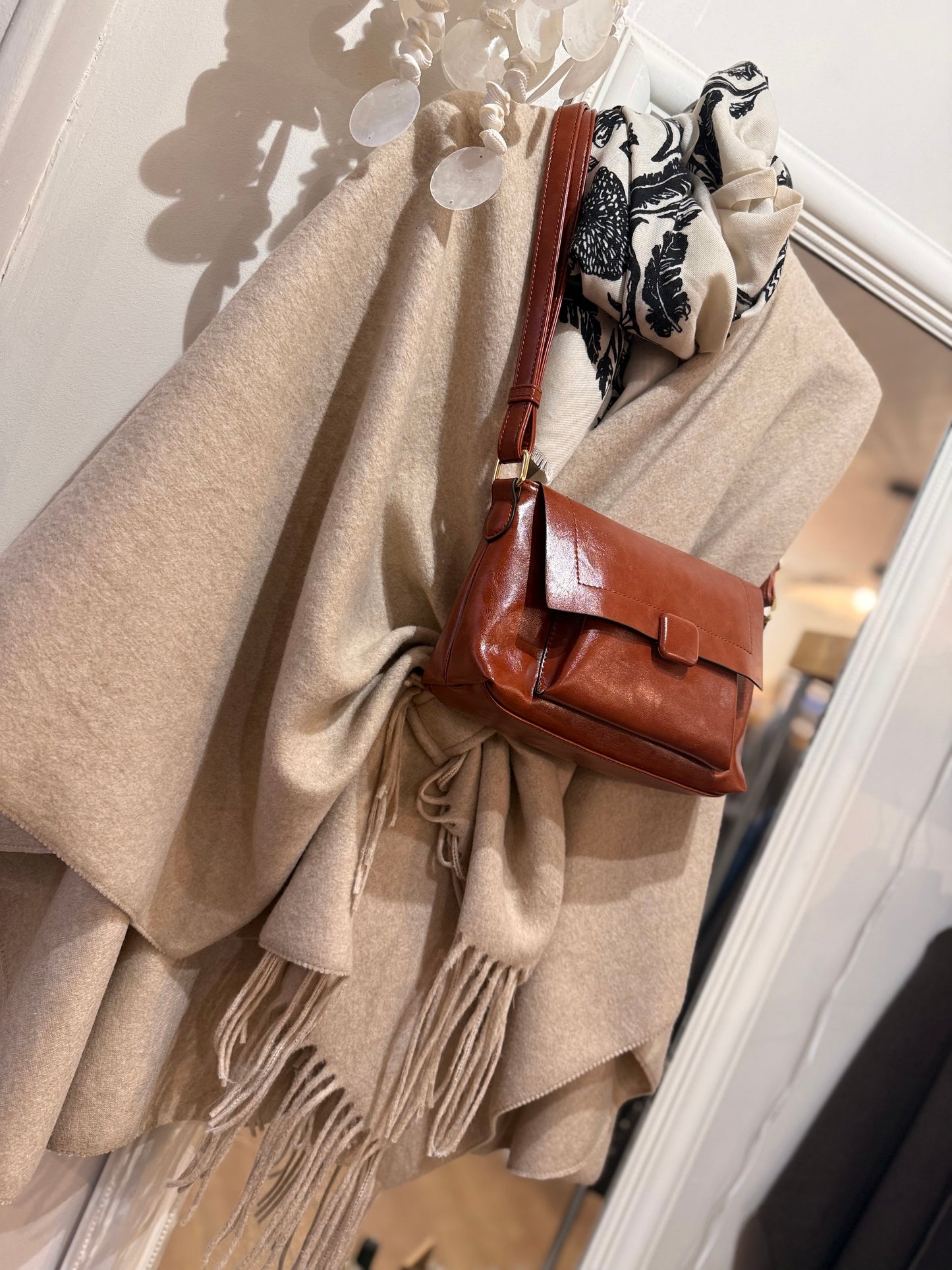 Sac bandoulière Camel - A rabat