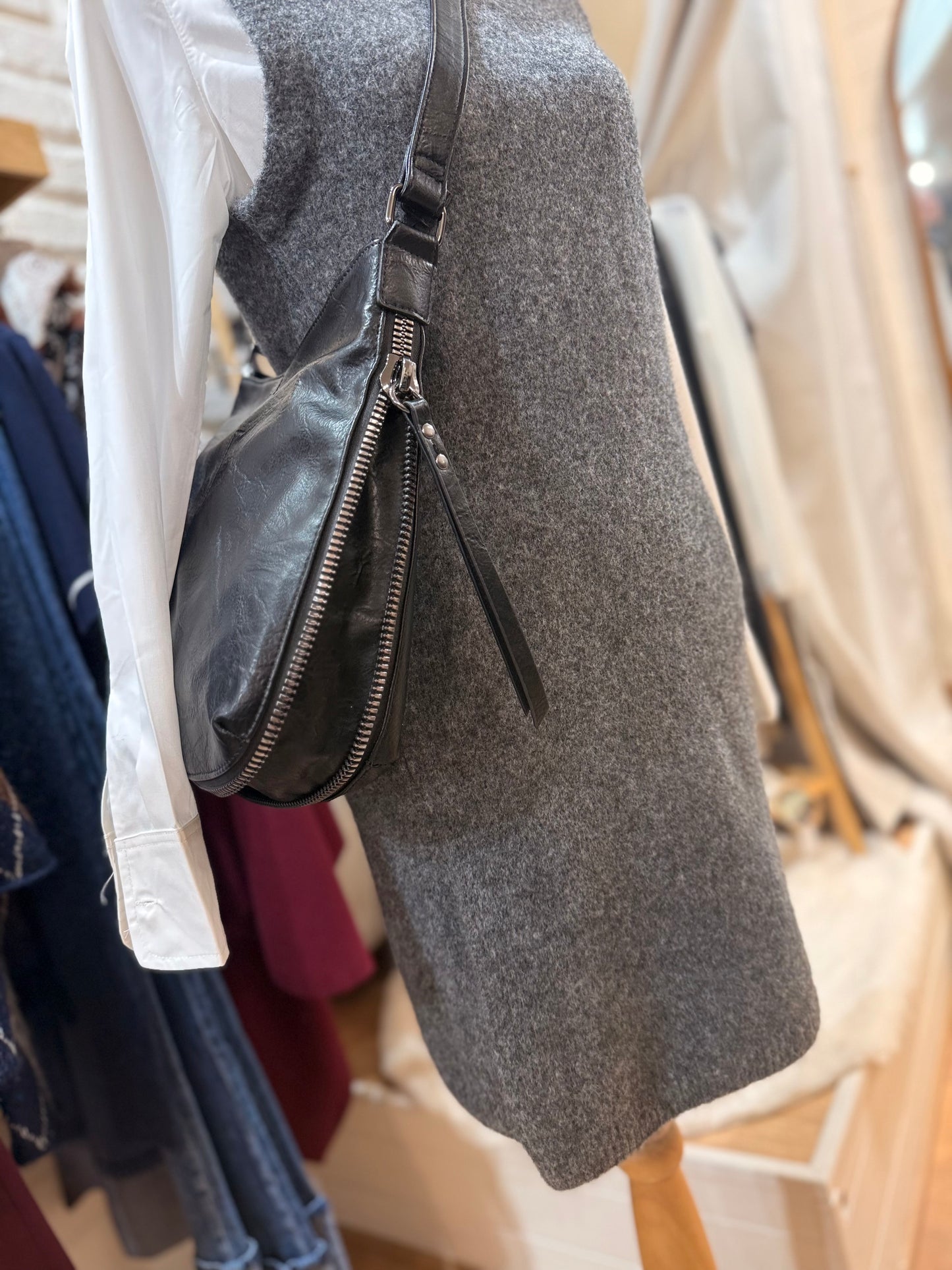 Sac Besace zippée -  City- Noir