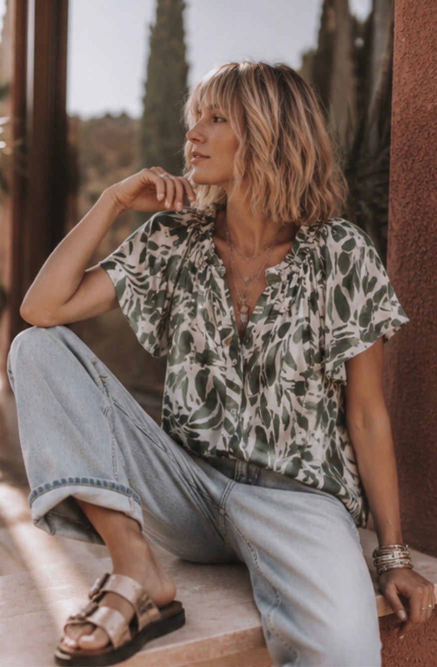 Blouse GISÈLE en voile de coton . Imprimé Kaki