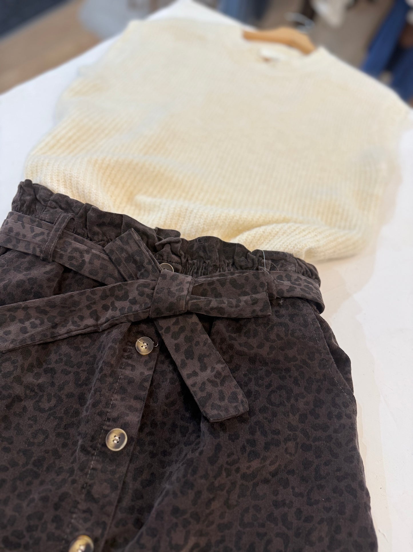 Jupe en velours imprimé léopard