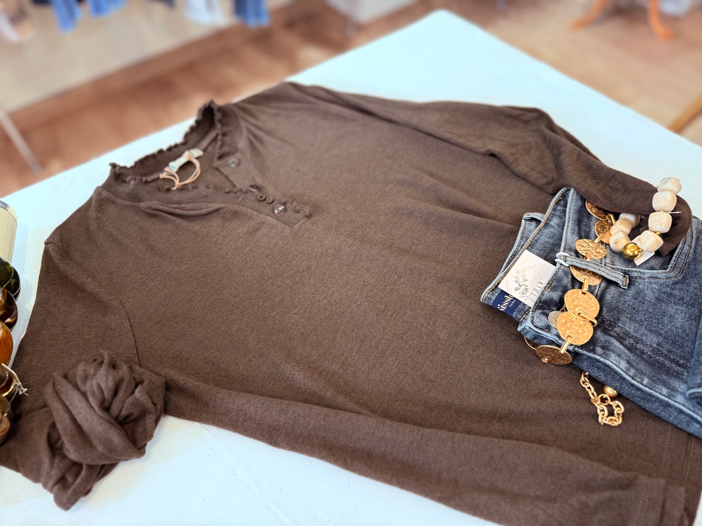 Haut  Léna - Col volanté boutonné - Chocolat