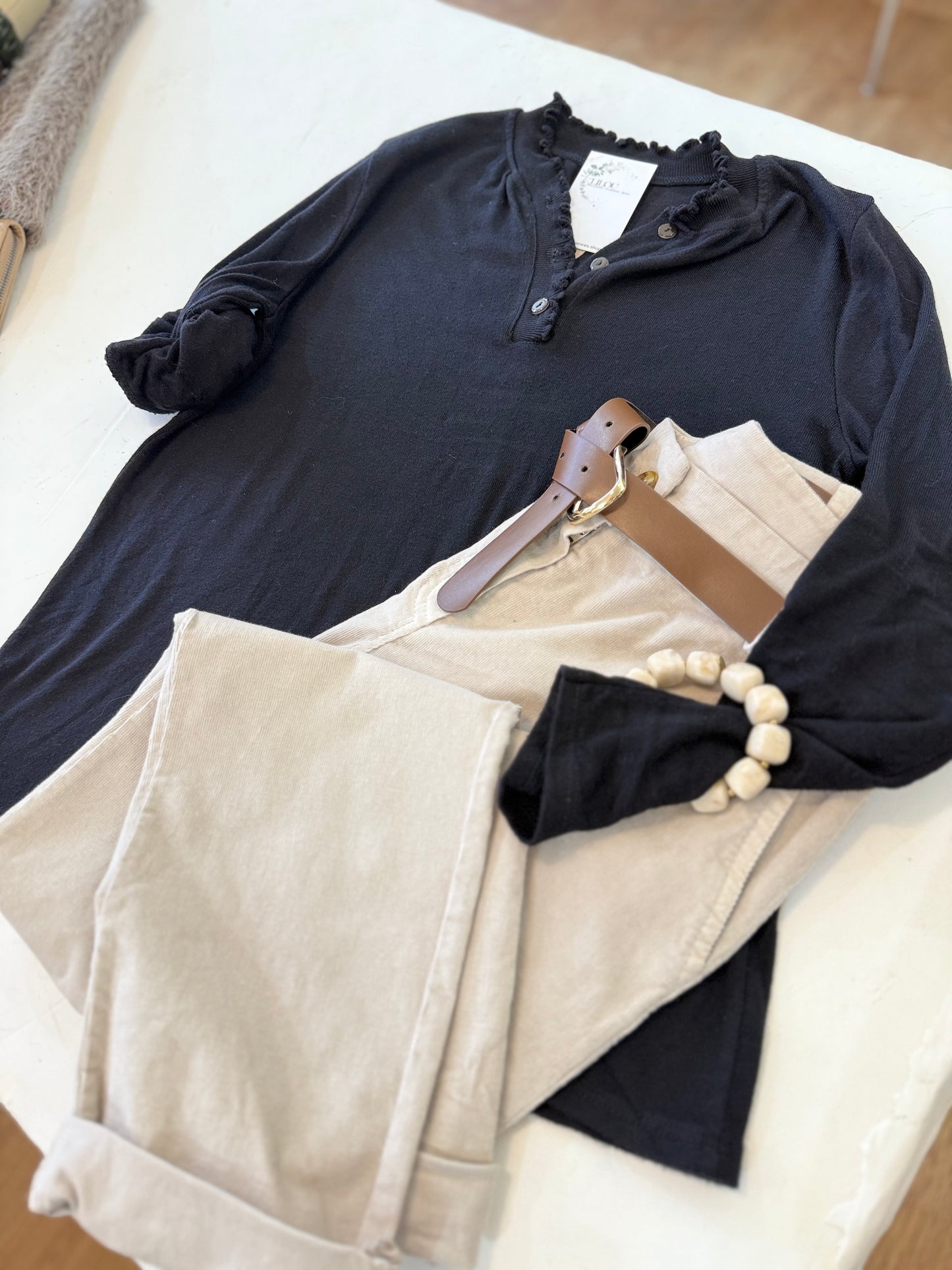 Haut  Léna - Col volanté boutonné - Noir